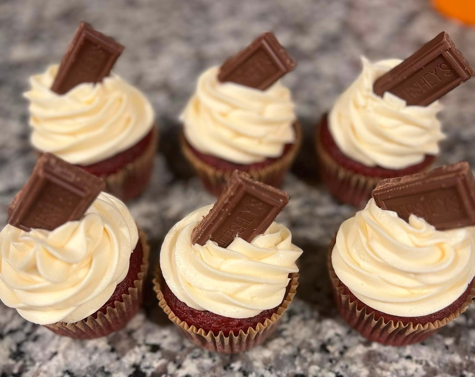 Hershey Candy Cupcakes